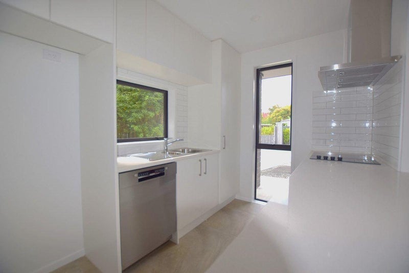 67B Parker Avenue, New Lynn, Auckland - Carousel 2