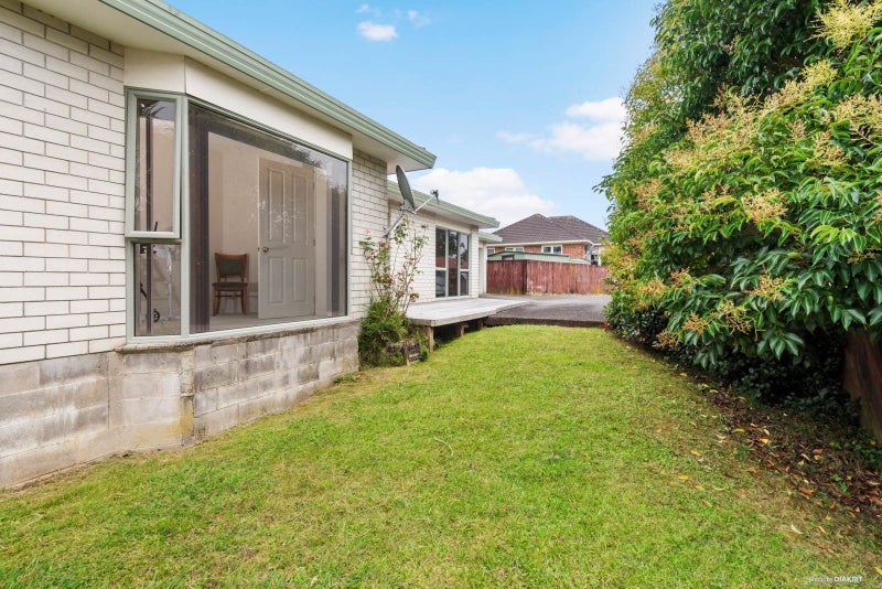 110A Astley Avenue, New Lynn, Auckland - Carousel 2