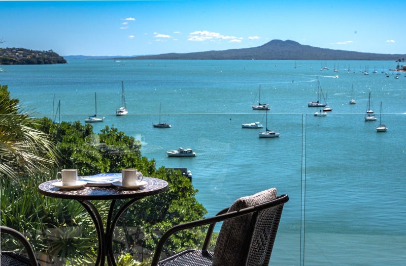33 Takutai Avenue, Half Moon Bay, Auckland - Carousel 1