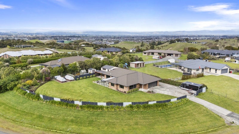 146 Mount Taylor Drive, Feilding, Feilding - Carousel 1