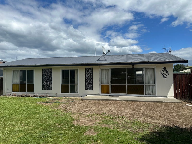 7 Margate Avenue, Flaxmere, Hastings - Carousel 1