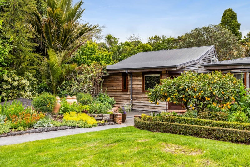 14 Ngawhini Road, Hawera - Carousel 50