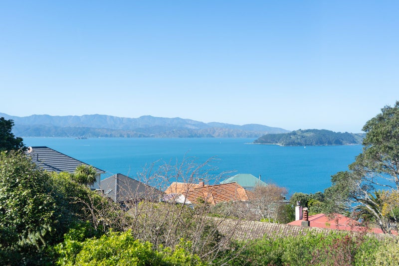 14 Benares Street, Khandallah, Wellington - Carousel 1