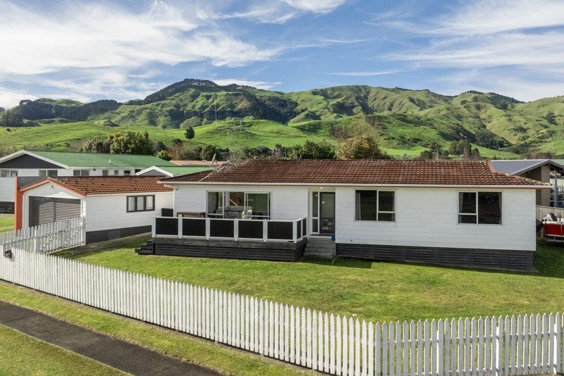 13 Washington Square, Paeroa, Paeroa - Carousel 1