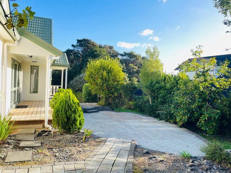 108 Seaview Road, Glenfield, Auckland - Carousel 2