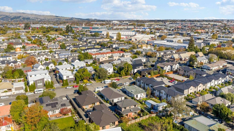 8A Freyberg Avenue, Riccarton, Christchurch - Carousel 36