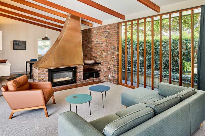 27 Cheviot Road, Lowry Bay, Lower Hutt - Carousel 2