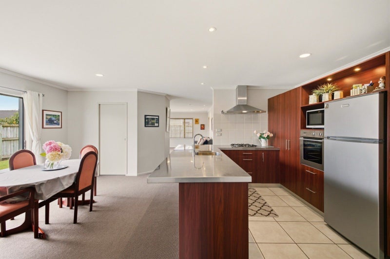 12 Thompson Drive, Papamoa Beach, Papamoa - Carousel 25