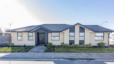 11 Silverstream Boulevard, Kaiapoi, Kaiapoi - Carousel 1