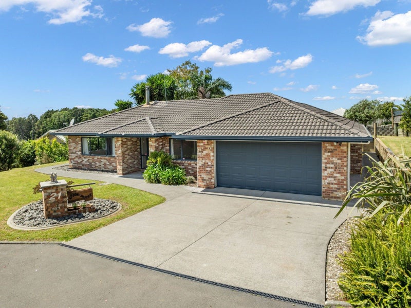 21 Gillingham Road, Kamo, Whangarei - Carousel 32