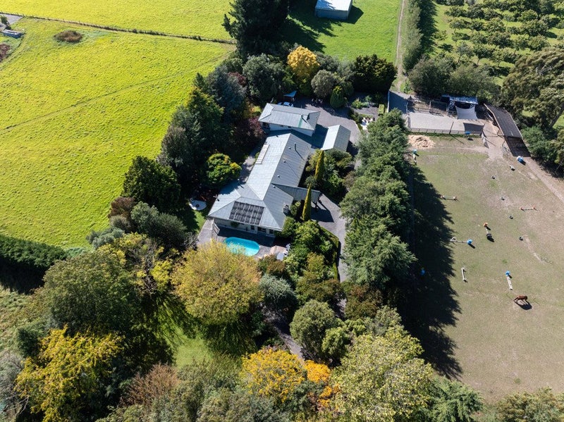 404 West Melton Road, Christchurch - Carousel 1