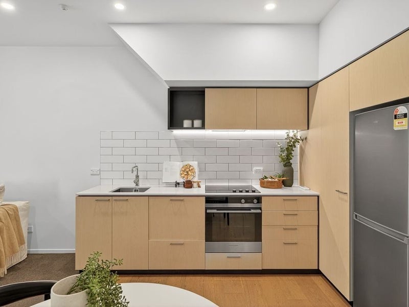 2/34 Cranmer Square, Christchurch Central, Christchurch - Carousel 2