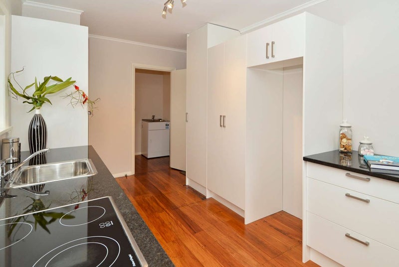 10 Rollerson Street, Papakura, Papakura - Carousel 2