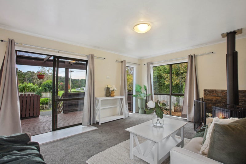 82 Glen Road, Ranui, Auckland - Carousel 2