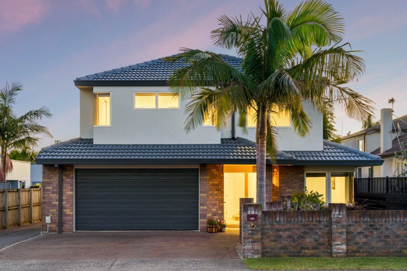 22A Valley Road, Mount Maunganui, Mount Maunganui - Carousel 1