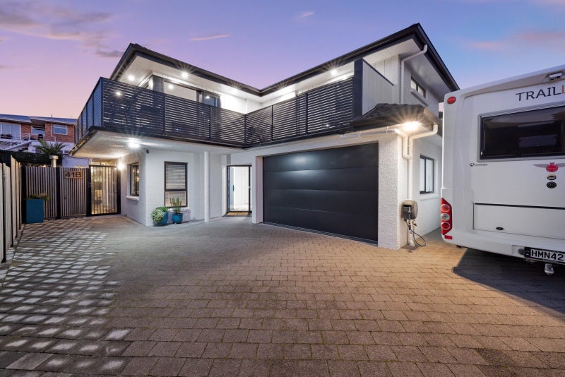 41B May Street, Mount Maunganui, Mount Maunganui - Carousel 2