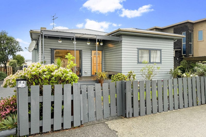 54 Winstone Road, Mount Roskill, Auckland - Carousel 2