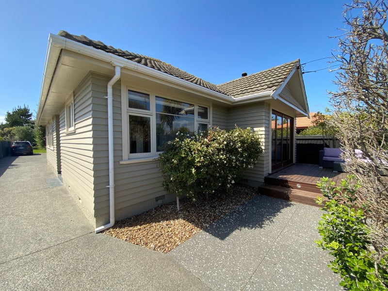 11 Estuary Road, New Brighton, Christchurch - Carousel 1