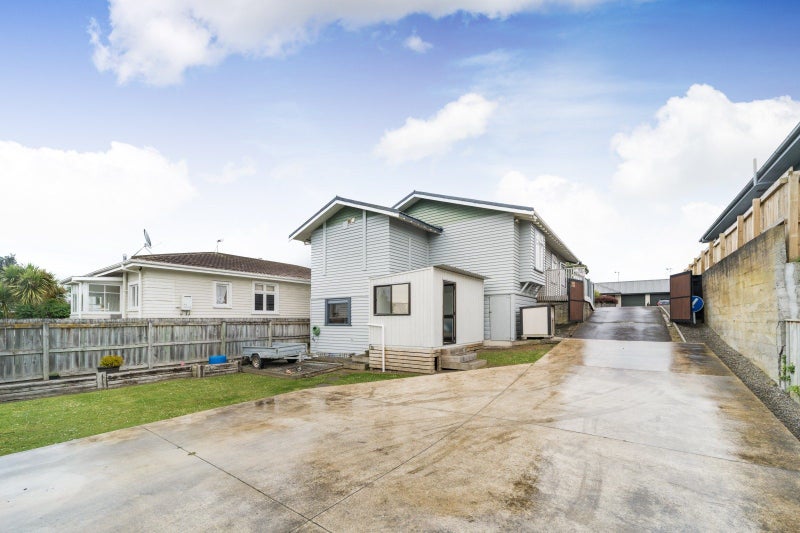 574 Ferguson Street, Terrace End, Palmerston North - Carousel 1