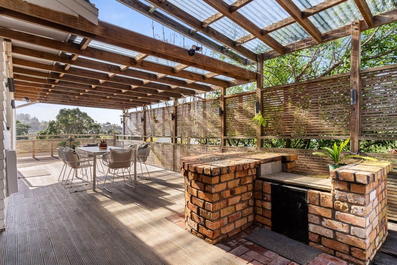 14 Roick Parade, Glen Eden, Auckland - Carousel 14