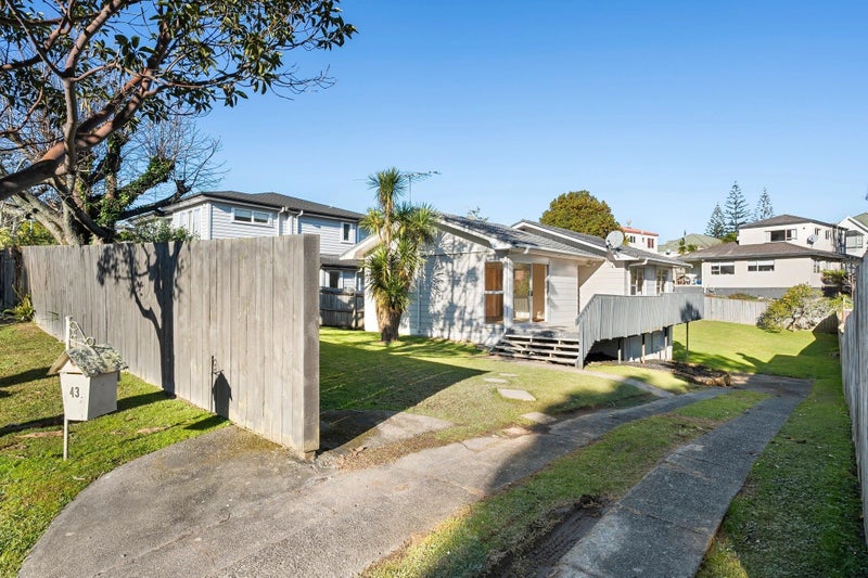 43 Lavery Place, Sunnynook, Auckland - Carousel 10