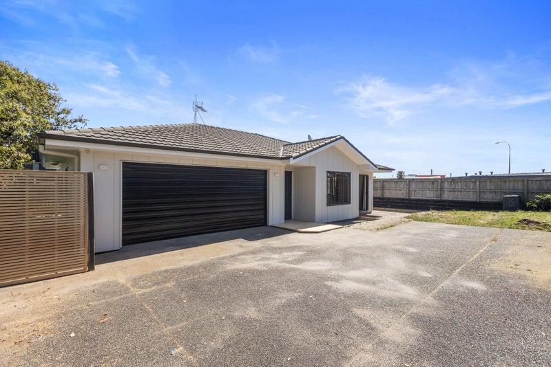 6B Dickson Road, Papamoa Beach, Papamoa - Carousel 1