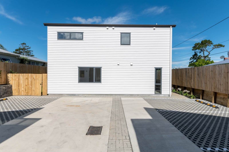 Property Valuation for 9 Epping Road, Henderson, Auckland Trade Me Property Trade Me Property