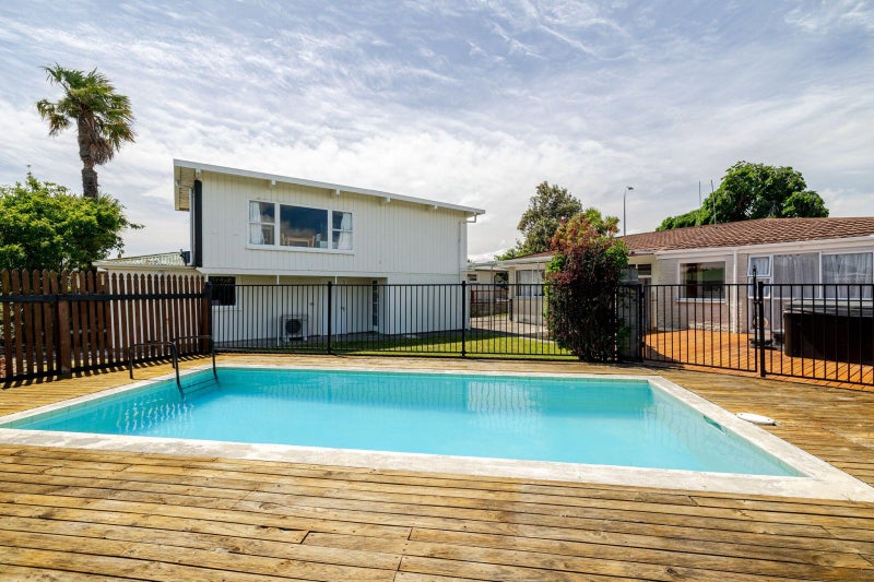 73 College Street, Awapuni, Palmerston North - Carousel 2