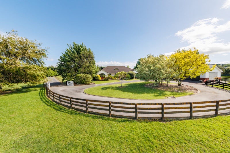 384 Stoney Creek Road, Kelvin Grove, Palmerston North - Carousel 2