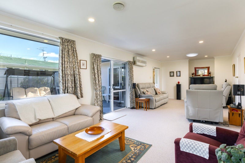 51 Budge Street, Riversdale, Blenheim - Carousel 2