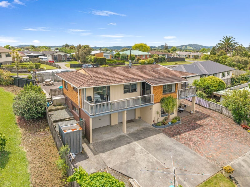 2A Takahe Street, Tikipunga, Whangarei - Carousel 2