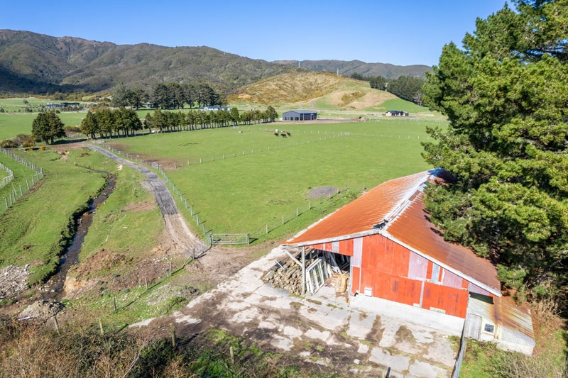 8 Turksma Lane, Kaitoke, Upper Hutt - Carousel 20