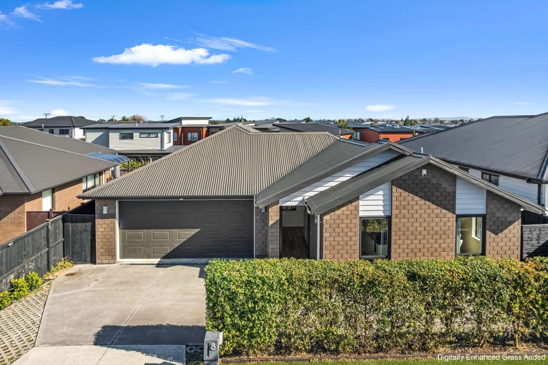 8 Pakaraka Drive, Papakura, Papakura - Carousel 1
