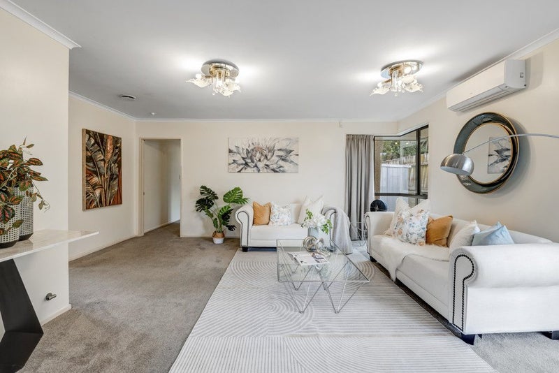 26 Black Teal Close, Unsworth Heights, Auckland - Carousel 2