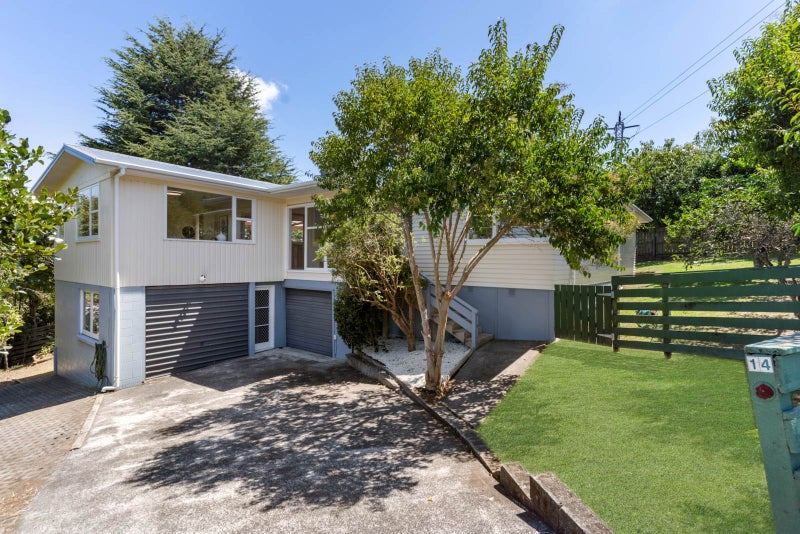 Property Valuation for 14 Bentley Avenue, Glenfield, Auckland Trade