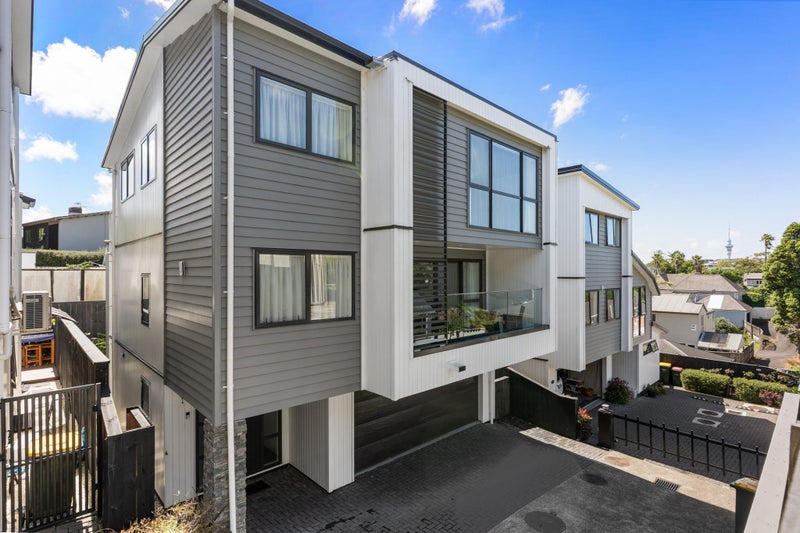 27C View Road, Mount Eden, Auckland - Carousel 1