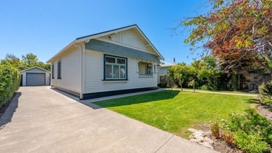 703 Queen Street West, Saint Leonards, Hastings - Carousel 1