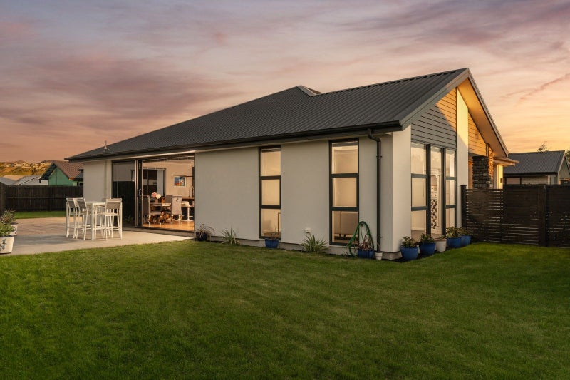 11 Eastman Drive, Halswell, Christchurch - Carousel 2