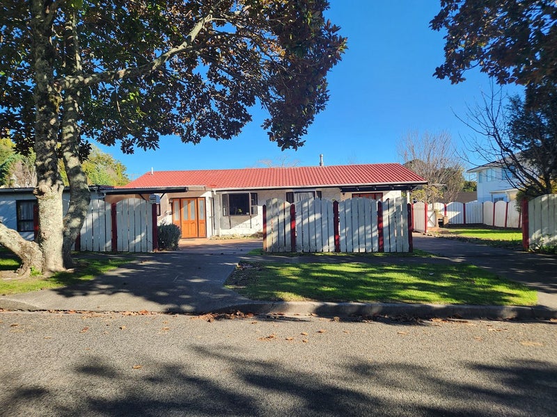 2 Heatherlea Street, Outer Kaiti, Gisborne - Carousel 19