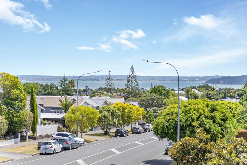 19C Garnet Road, Westmere, Auckland - Carousel 1
