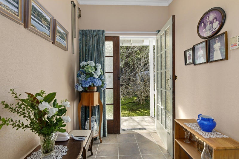 62 Norton Park Avenue, Fairfield, Lower Hutt - Carousel 2