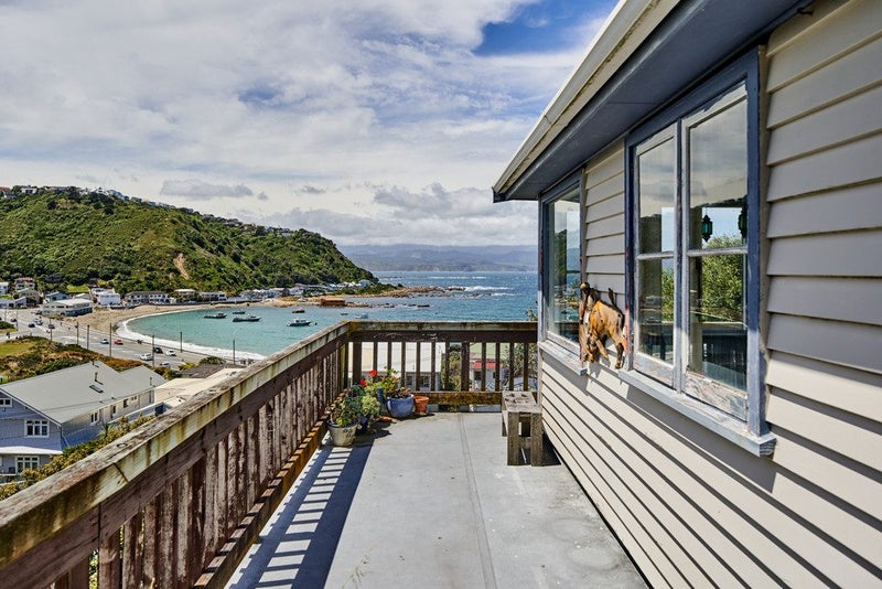 Property Valuation for 8 Milne Terrace, Island Bay, Wellington Trade