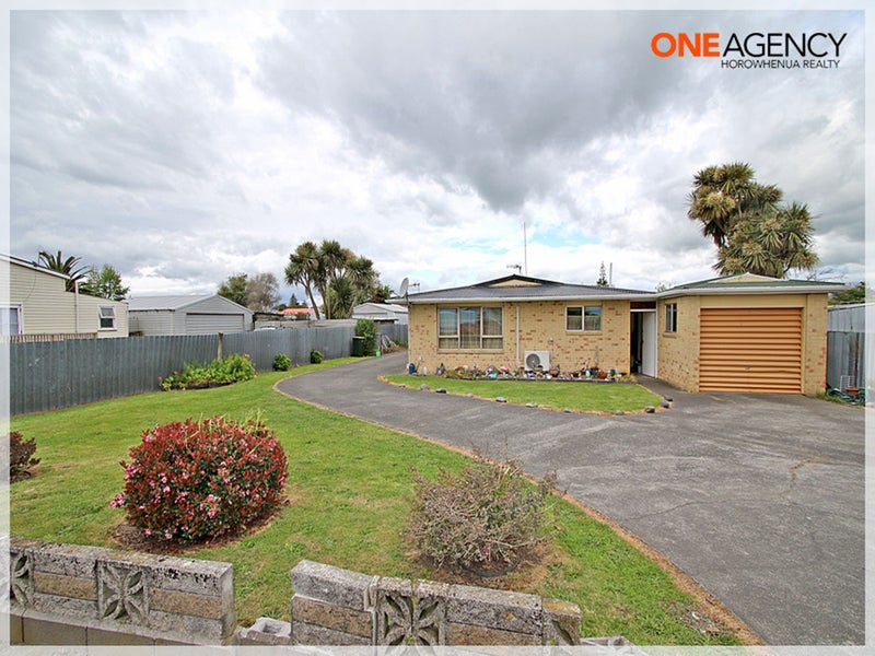 33B Johnston Street, Foxton - Carousel 1
