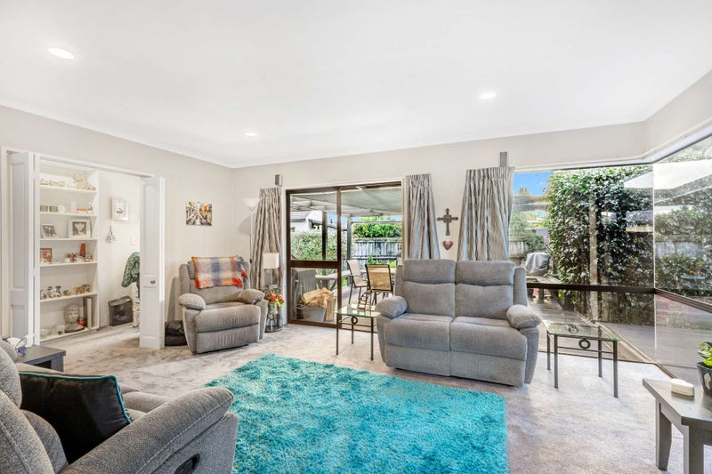 11 Taylor Avenue, Motueka - Carousel 1