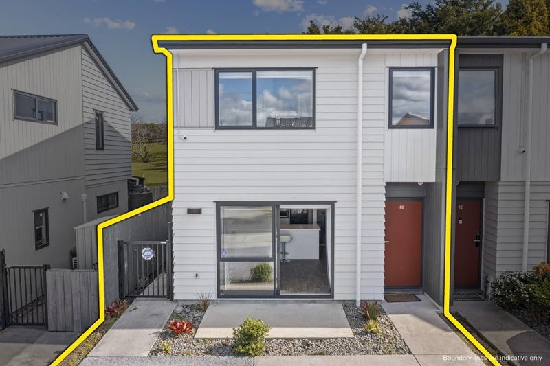 80 Matawhanga Drive, Wattle Downs, Auckland - Carousel 1