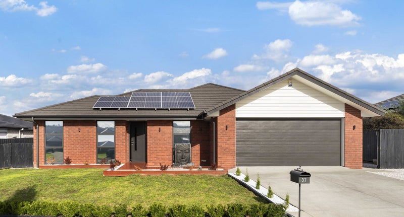 37 Harriet Johnston Drive, Pokeno - Carousel 1