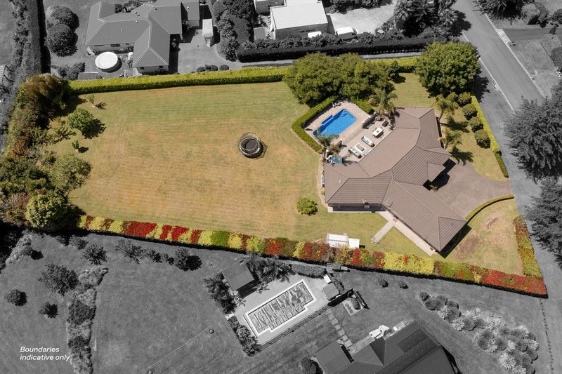 70 Phillips Drive, Tauranga - Carousel 2