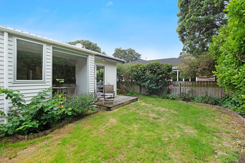 1/32 Ventnor Street, Seatoun, Wellington - Carousel 2