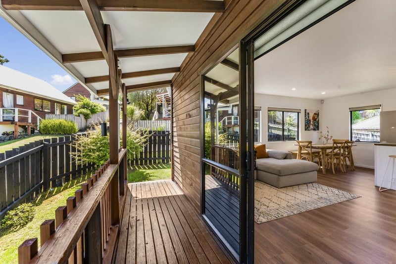 1/83 Kaurilands Road, Titirangi, Auckland - Carousel 2
