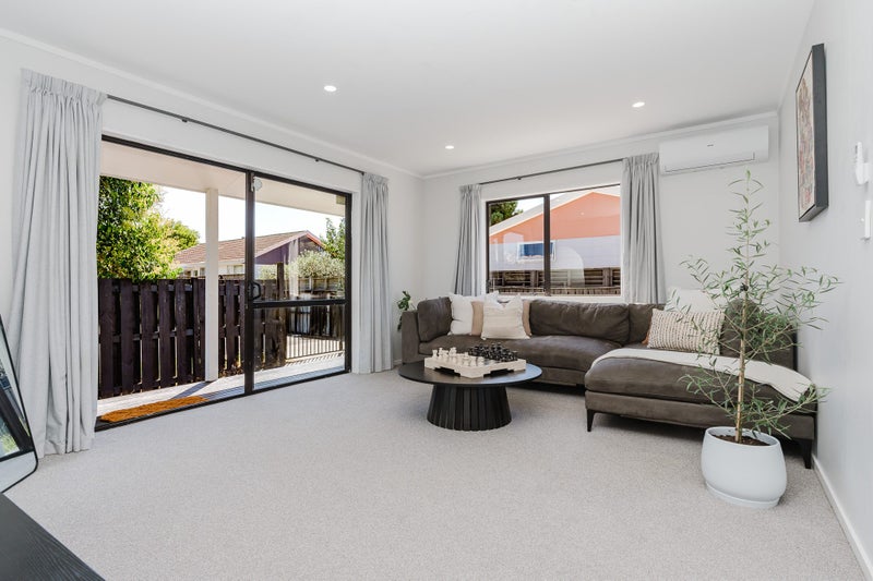 15C Breckons Avenue, Nawton, Hamilton - Carousel 2